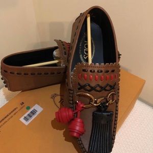 TOD’s Brown Gommini Gipsy catena-Limited edition